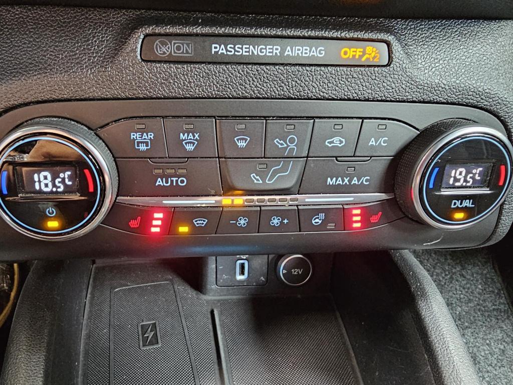 Ford Focus 1.0 ecoboost st line business