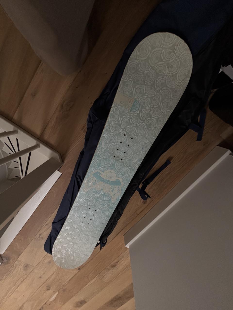 Snowboard – Flow Venus (147 cm)