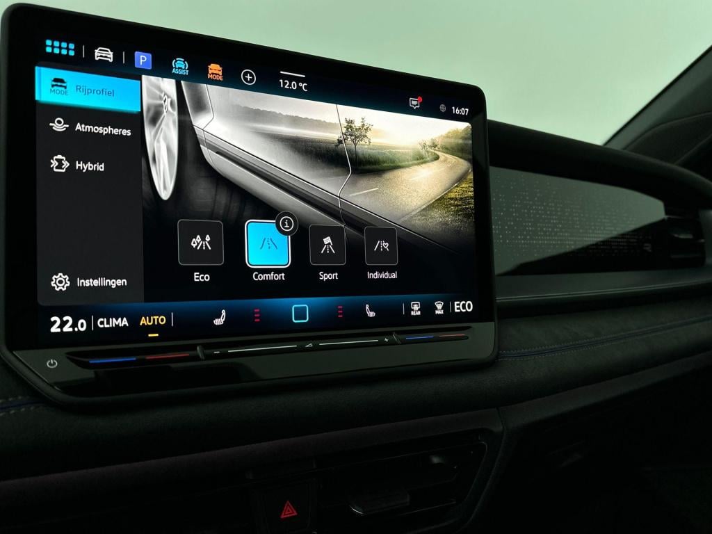 Volkswagen Tayron 1.5 ehybrid r-line