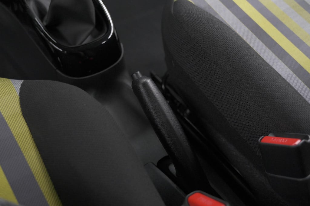 Peugeot 108 1.0 e-vti allure | unieke kilometerstand | camera | climate con
