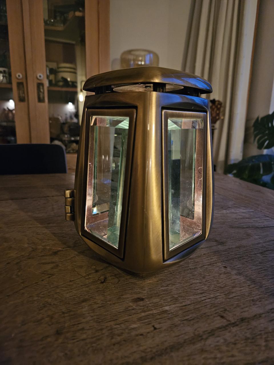 Prachtige nieuwe messing graflantaarn of graflicht