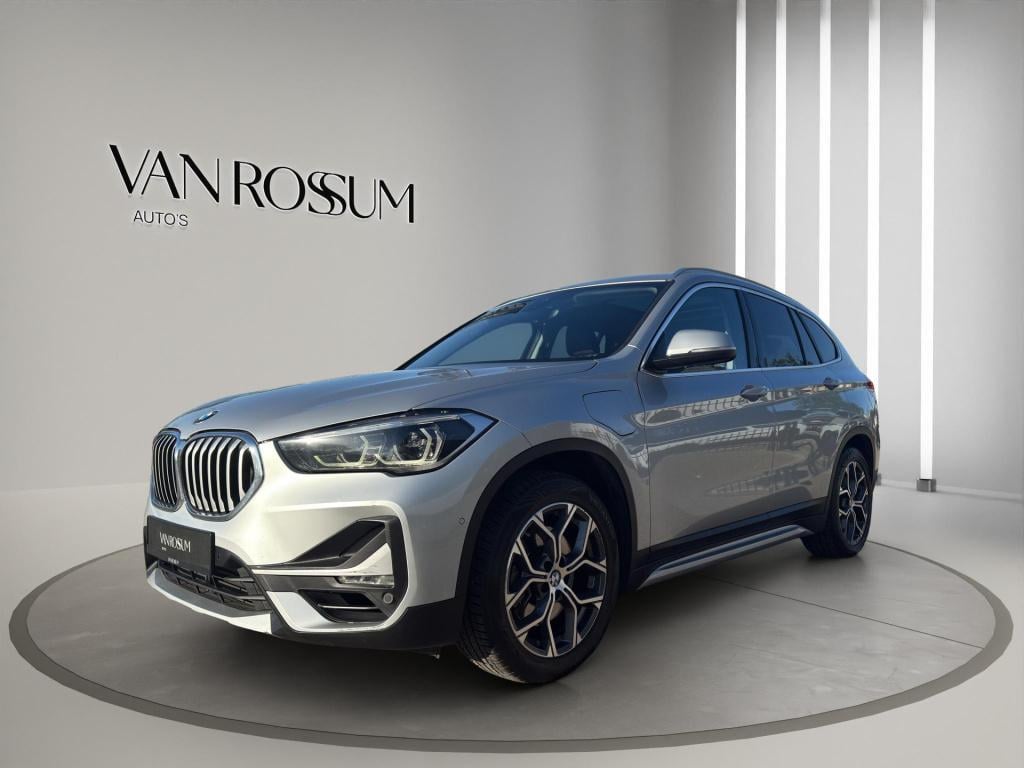 BMW X1 xdrive25e high executive x-line panorama | leder | sportstoelen | le