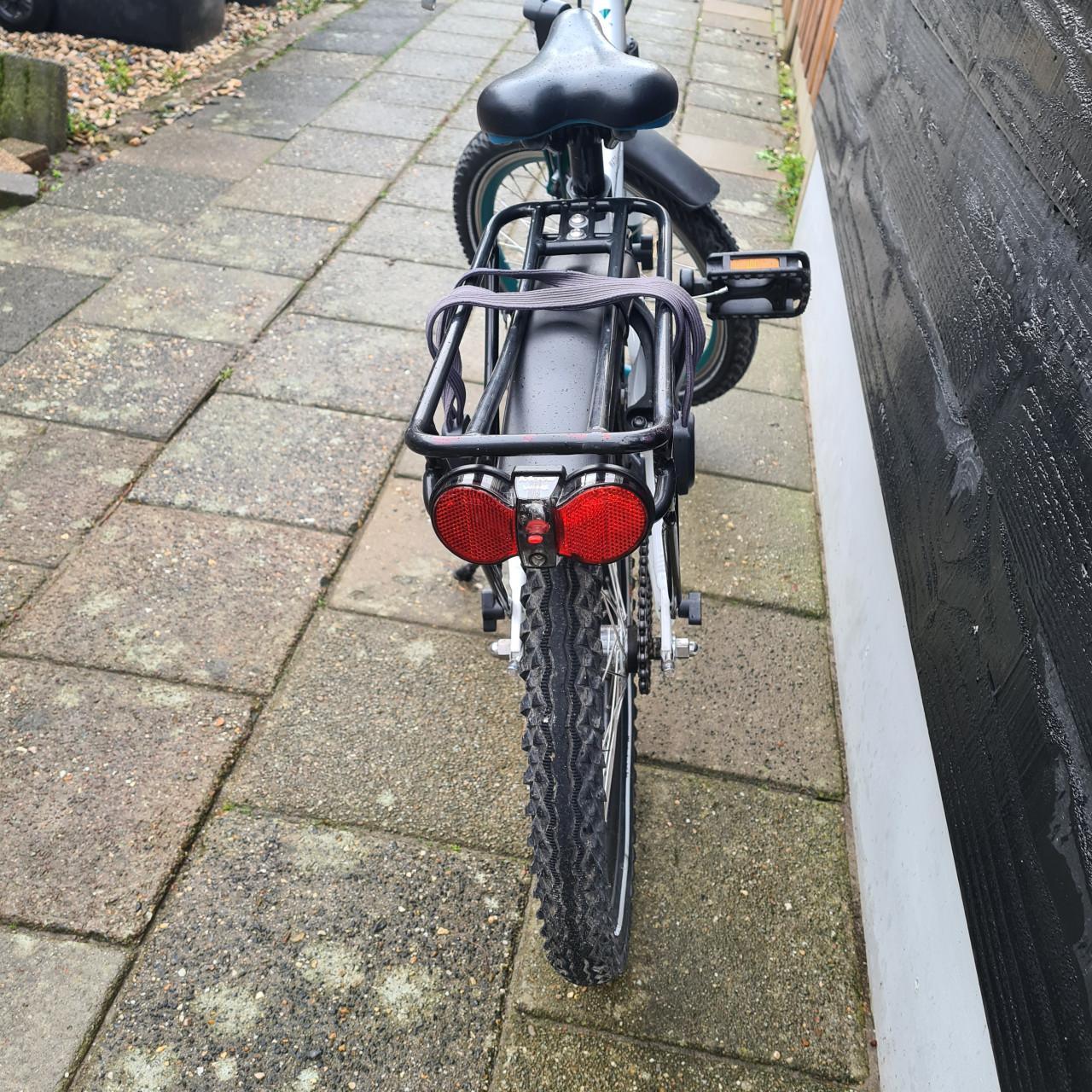 Jongens fiets