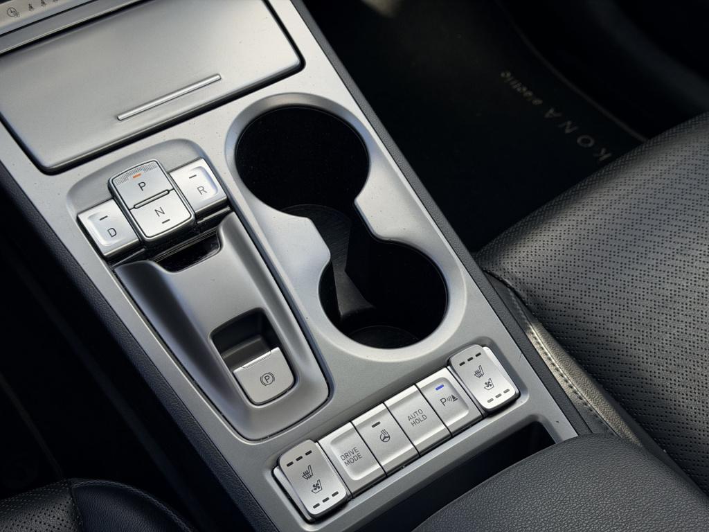 Hyundai Kona ev premium sky 64 kwh | full options | range 450 km