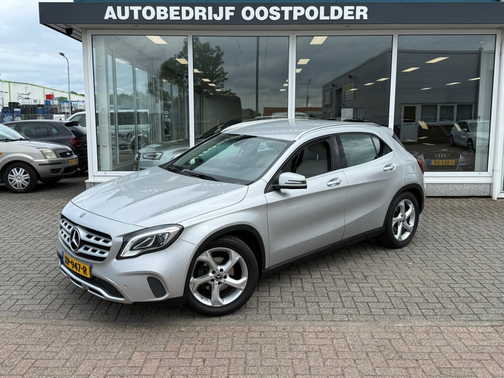 Mercedes-Benz Gla-klasse 180 premium plus