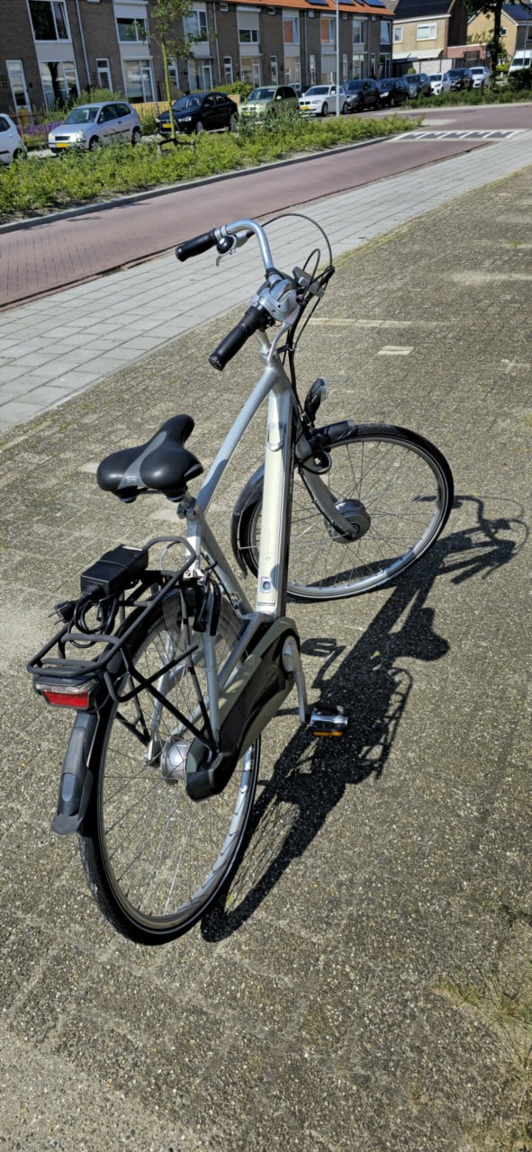E bike batavus met defecte accu i.z.g.s zie foto's
