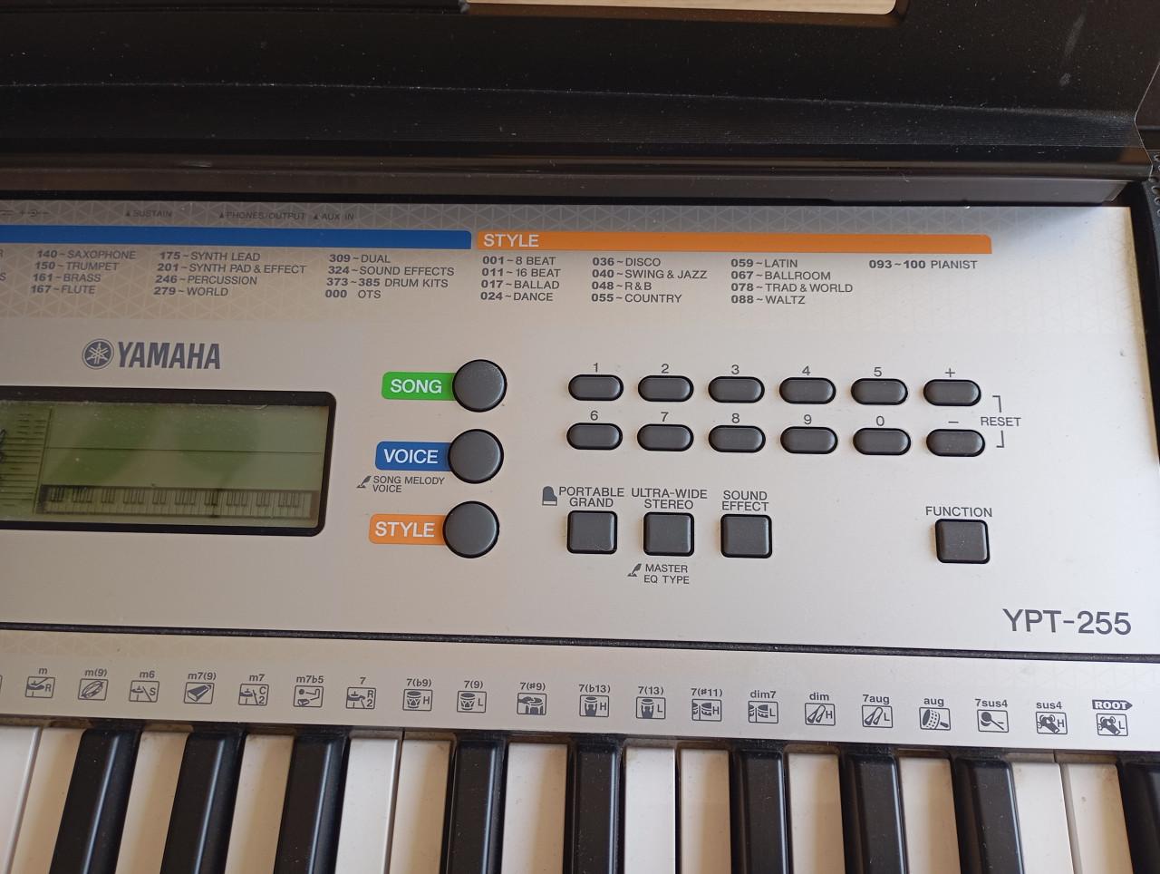 Keyboard Yamaha