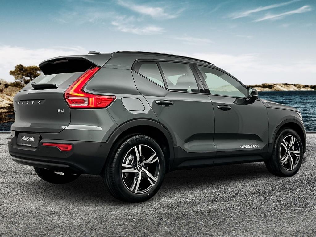 Volvo XC40 b4 204pk plus dark| 360camera| elek.stoelen| h&k sound|