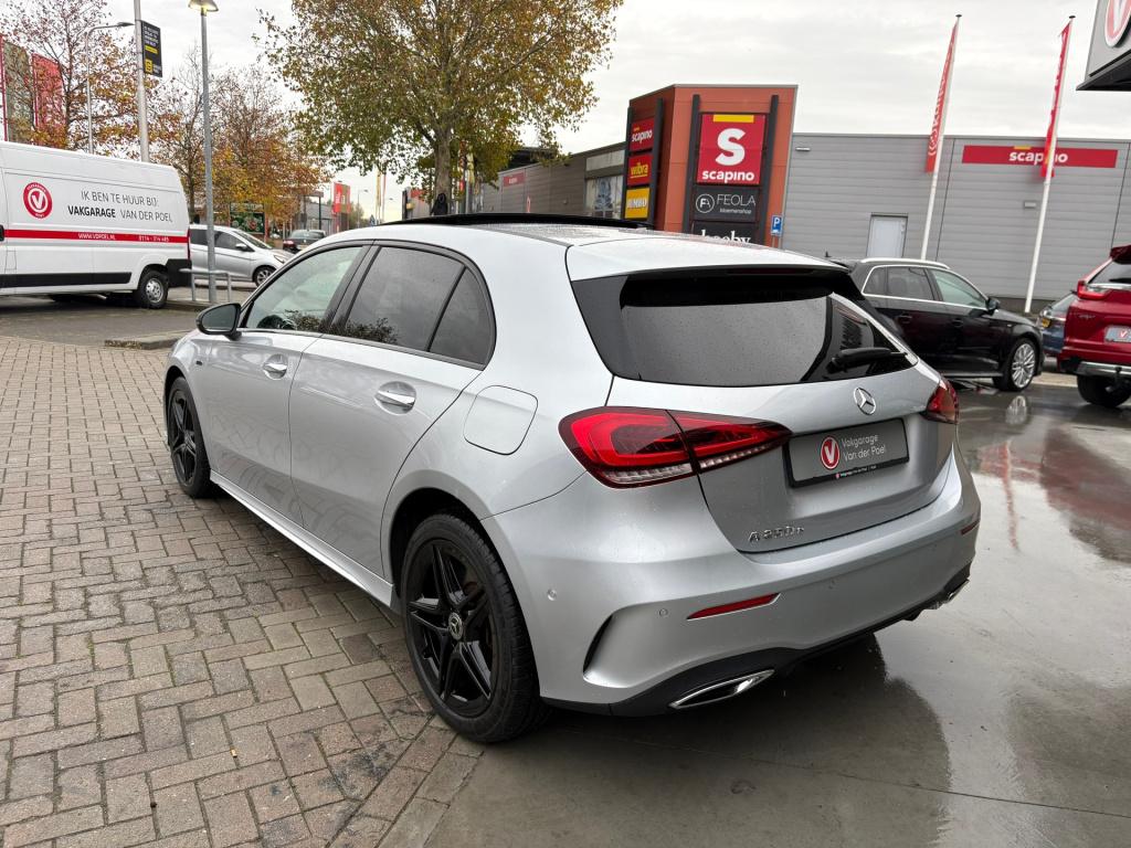 Mercedes-Benz A-Klasse 250 e business solution amg limited