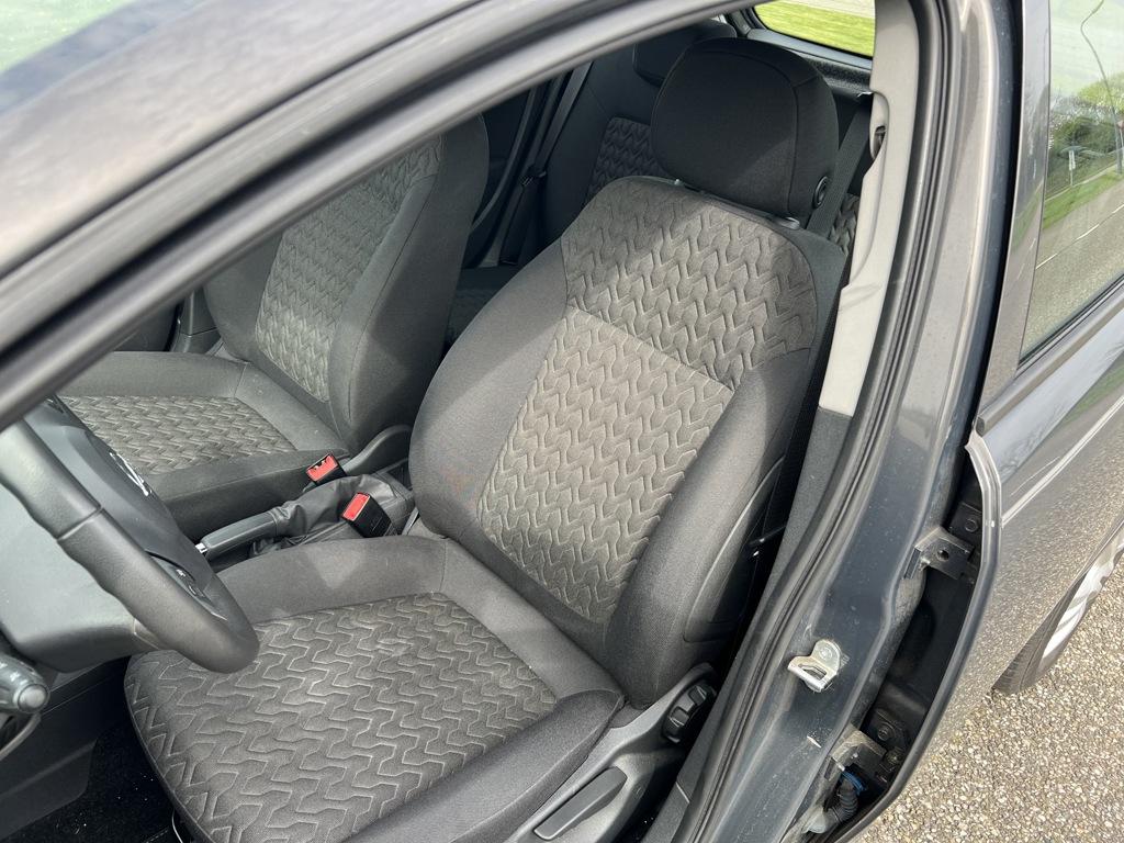 Opel Corsa 1.2-16v design edition automaat