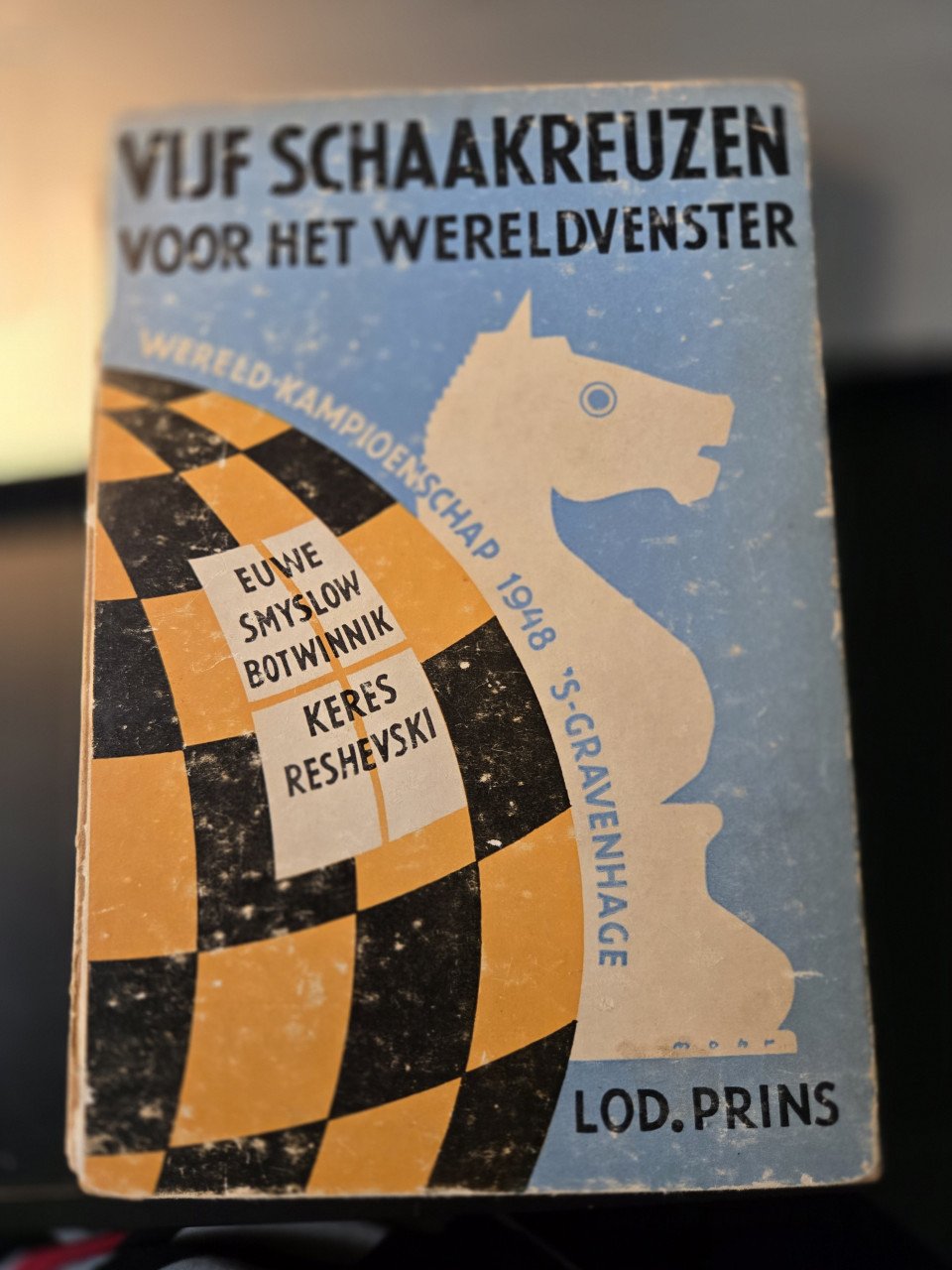 Boekje Vijf schaakreuzen voor het wereldvenster, wereldkampioenschap 1948