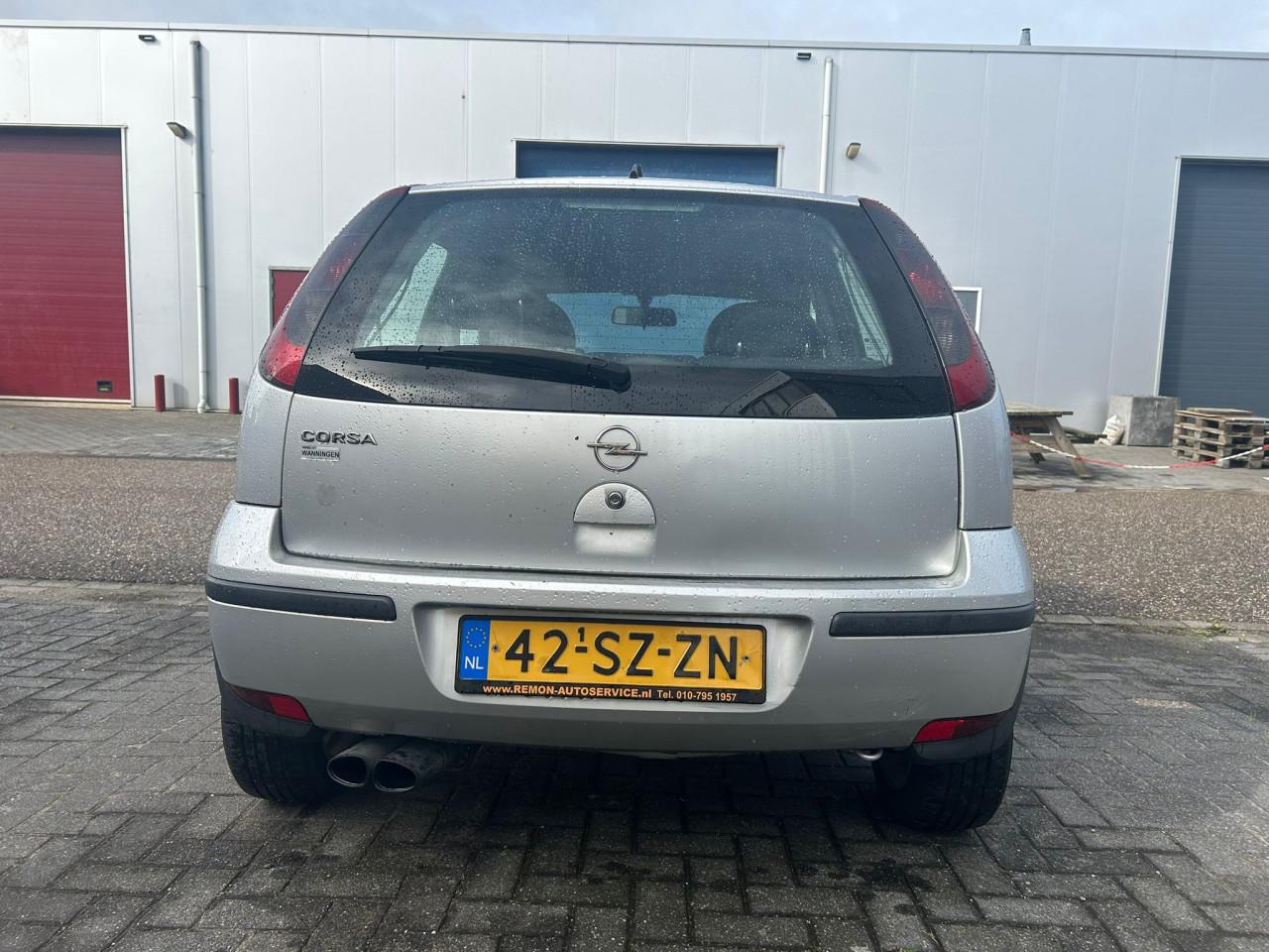 Opel Corsa 1.2-16V Silverline Airco/LM Velgen/Multifunctioneel Stuur