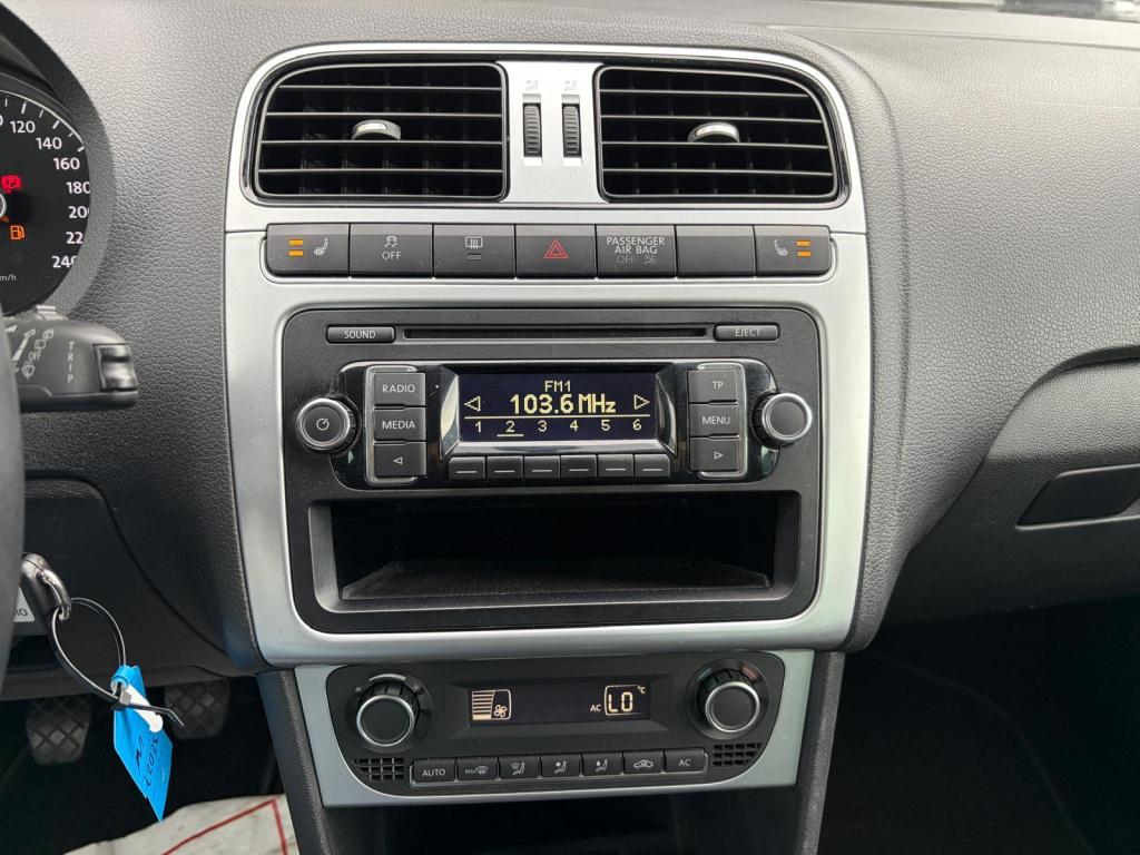 Volkswagen Polo 1.2-12v highline/match/pdc/cruise ctrl/lichtmetaal/full opt