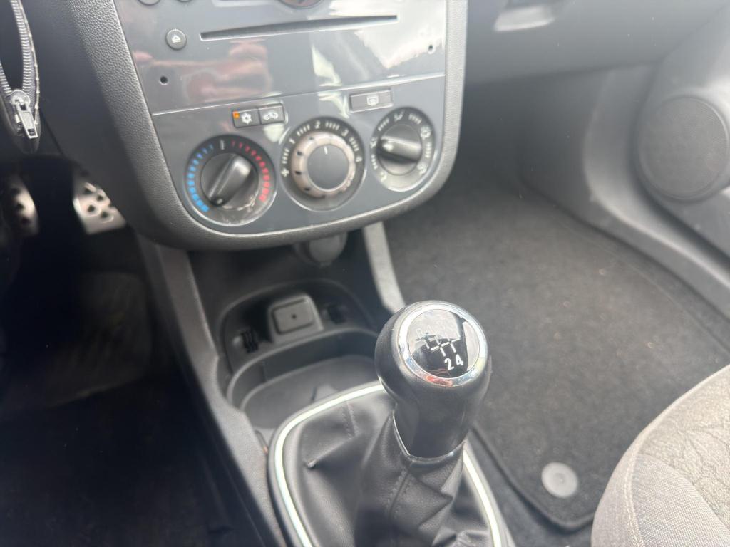 Opel Corsa 1.2 ecoflex color edition lpg airco