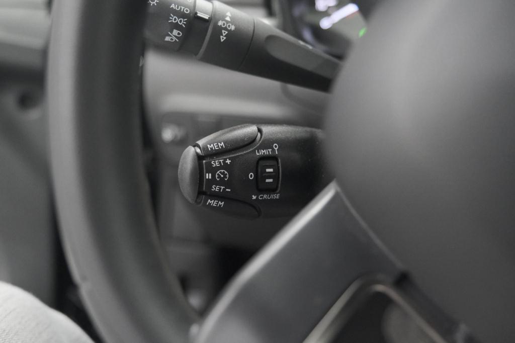 Citroen C3 puretech 110 eat6 max | apple carplay | parkeersensoren | 16 inc