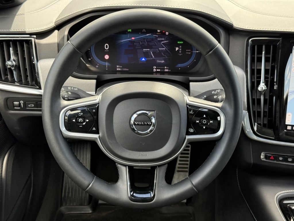 Volvo V90 t6 340pk recharge r-design| panodak| adap.cruise| 360camera| tre