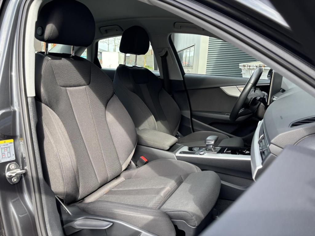 Audi A4 limousine 35 tfsi advanced edition nl-auto, virtual cockpit!