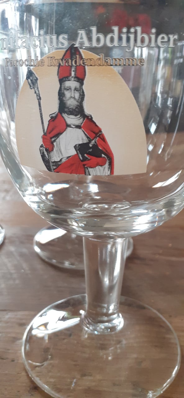 4 bierglazen