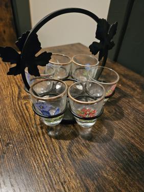 Vintage likeurglaasjes met metalen houder zeer nette staat