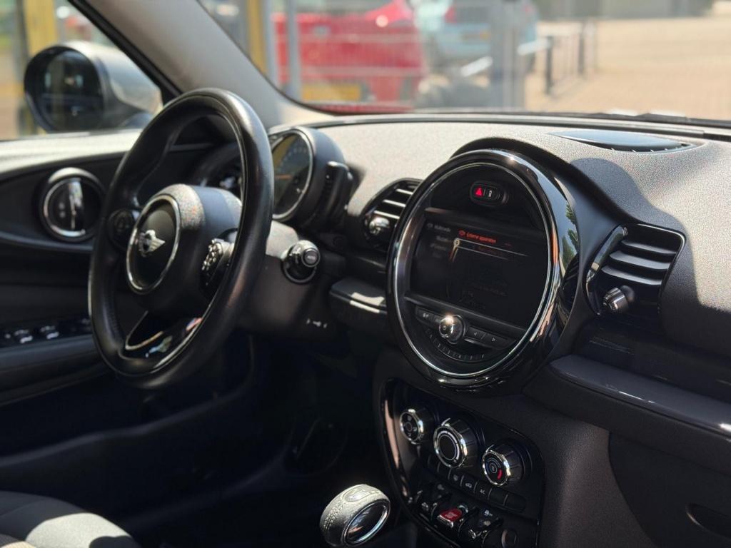 Mini Clubman 1.5 cooper business | automaat