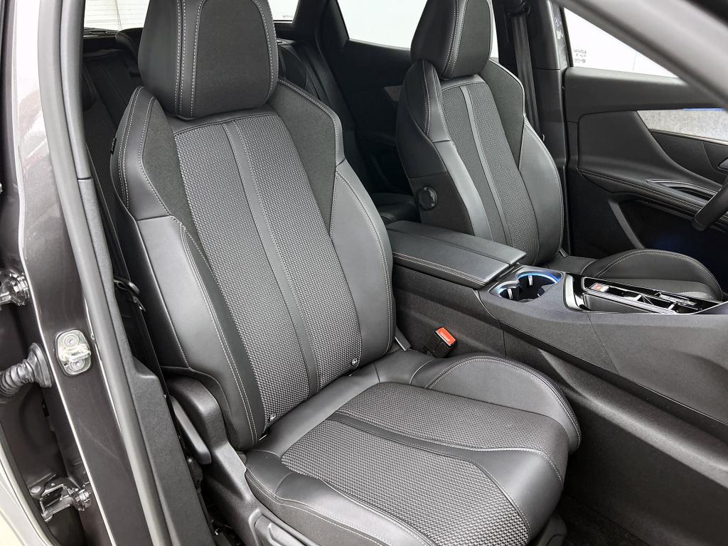 Peugeot 3008 hybrid 145pk automaat gt | rijklaar | elektrische achterklep |