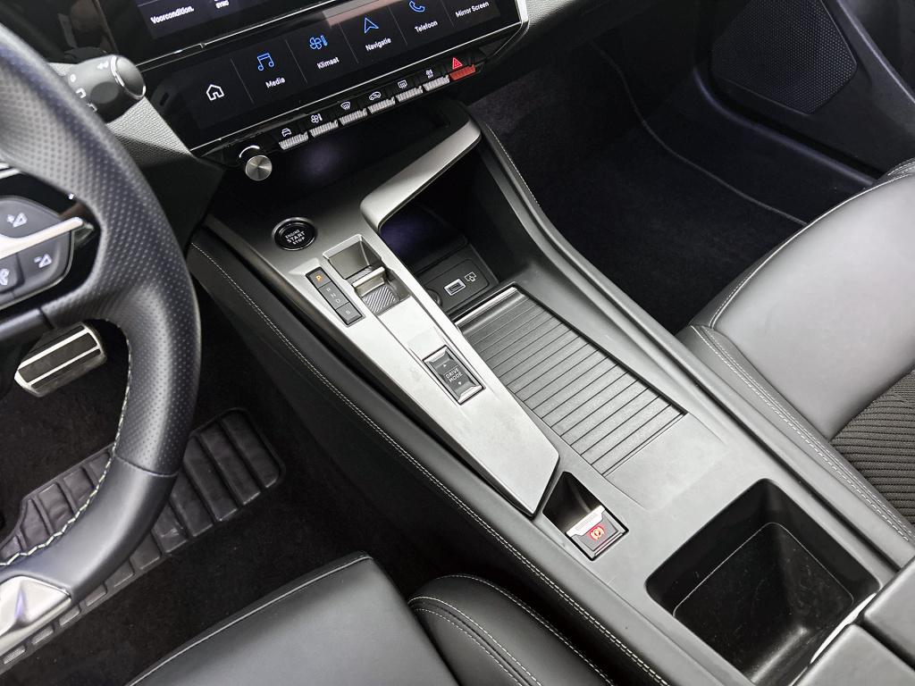 Peugeot 308 sw plug-in hybrid 225pk gt | agr comfort stoelen | 360 camera |