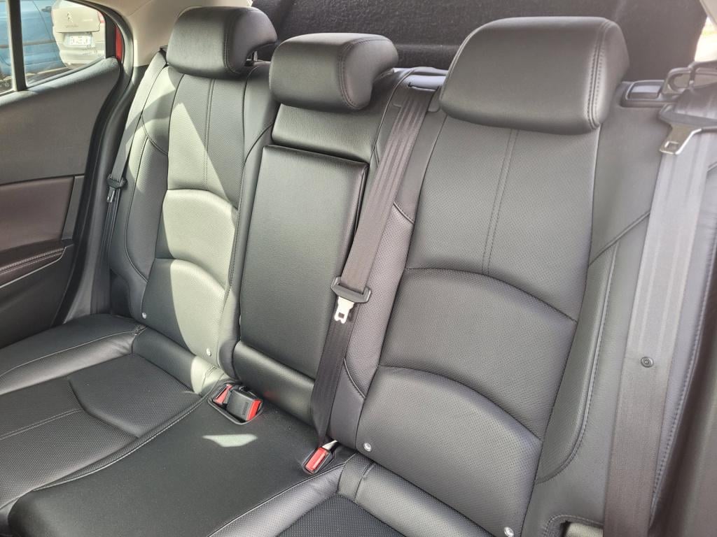 Mazda 3 2.0 skyactiv-g 120 skylease