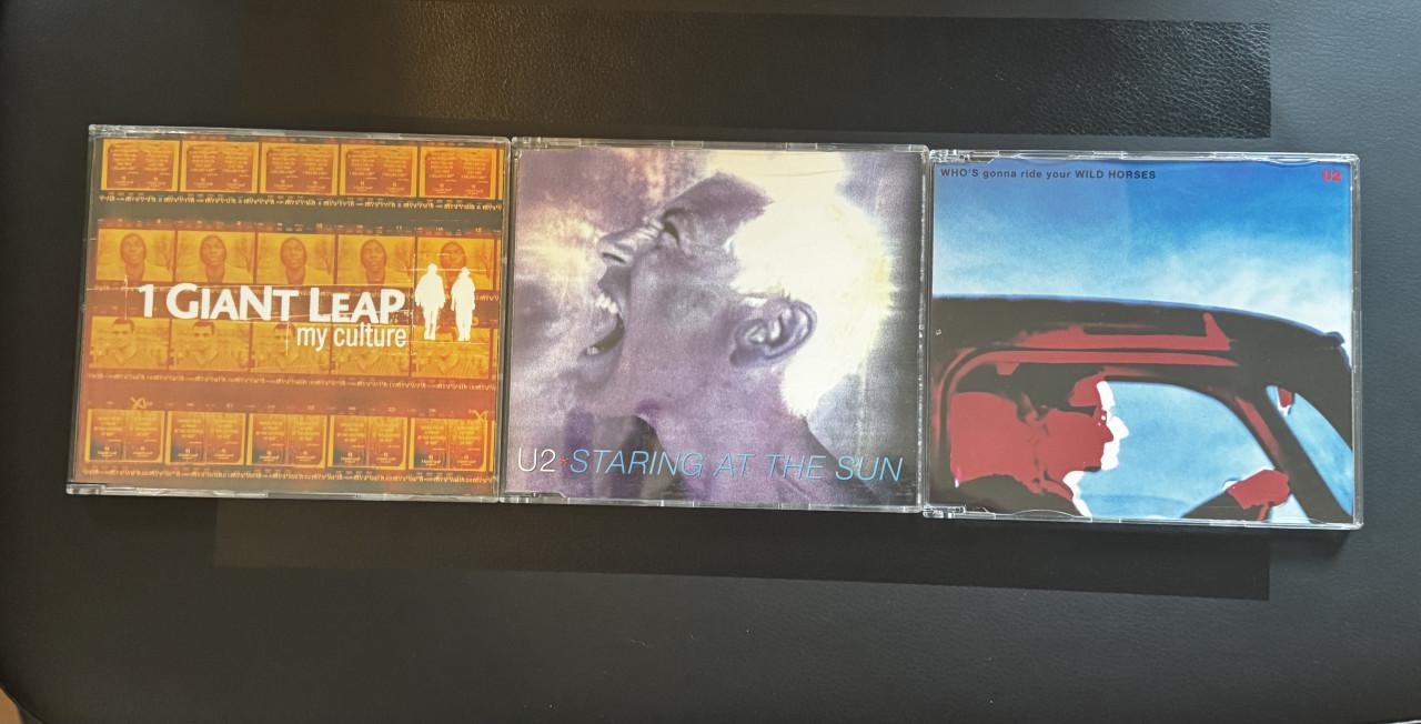 Cd’ s diverse titels. Zie foto’s