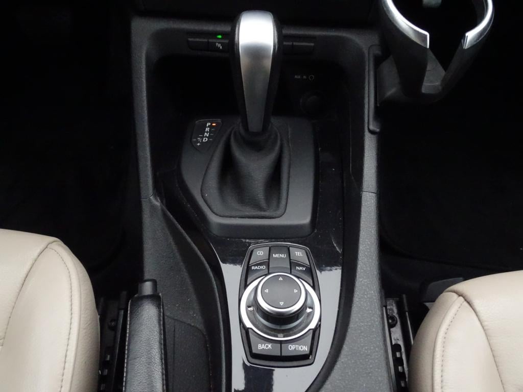 BMW X1 sdrive18i executive automaat | leder | bluetooth