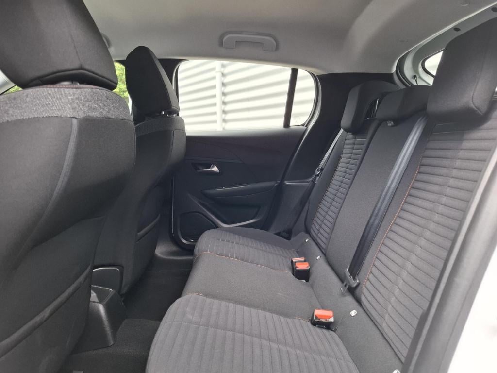 Peugeot 208 1.2 active pack navi/airco/lmv