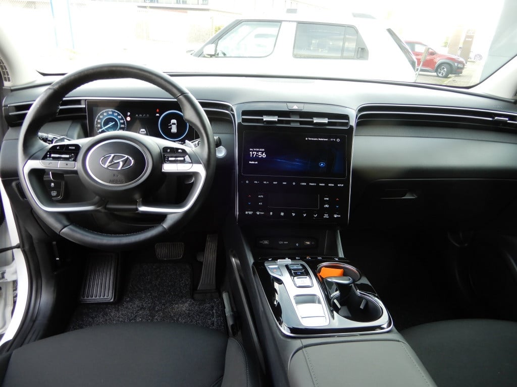 Hyundai Tucson Hybrid 1.6 t-gdi hev comfort smart | trekhaak 1650kg! | elek