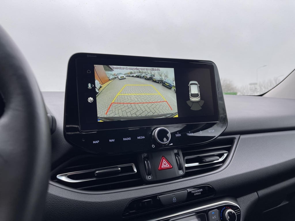 Hyundai I 30 wagon 1.0 t-gdi mhev comfort smart | navigatie | camera | appl