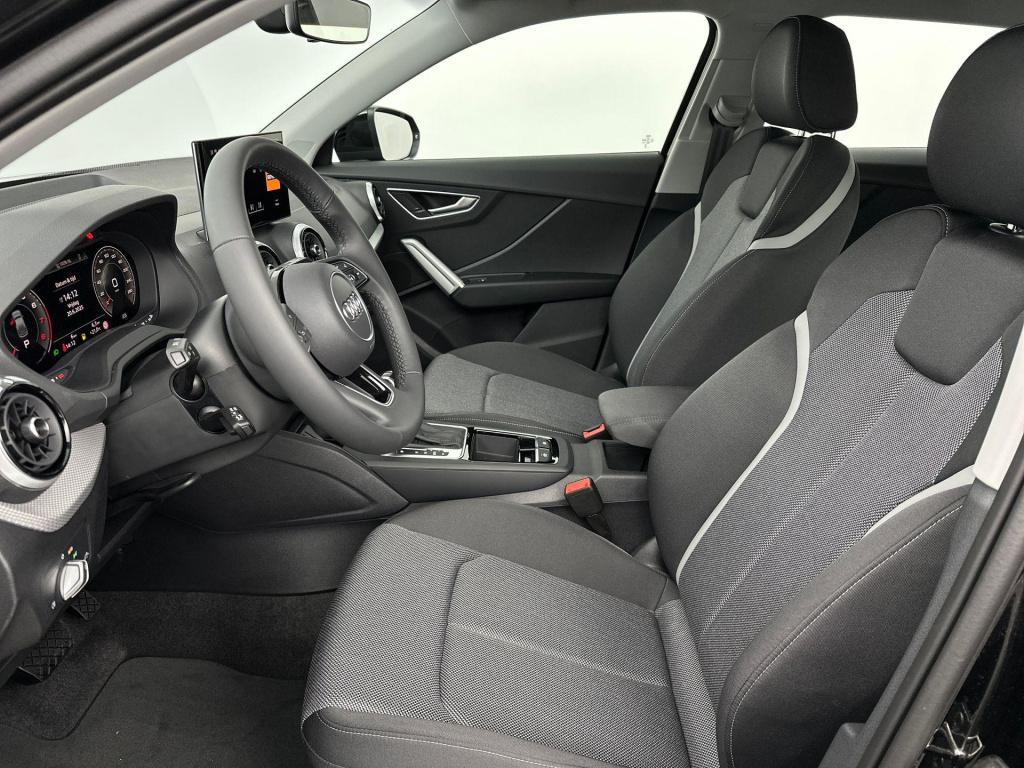 Audi Q2 advanced edition (a01 pi) 35 tfsi 110 kw / 150 pk