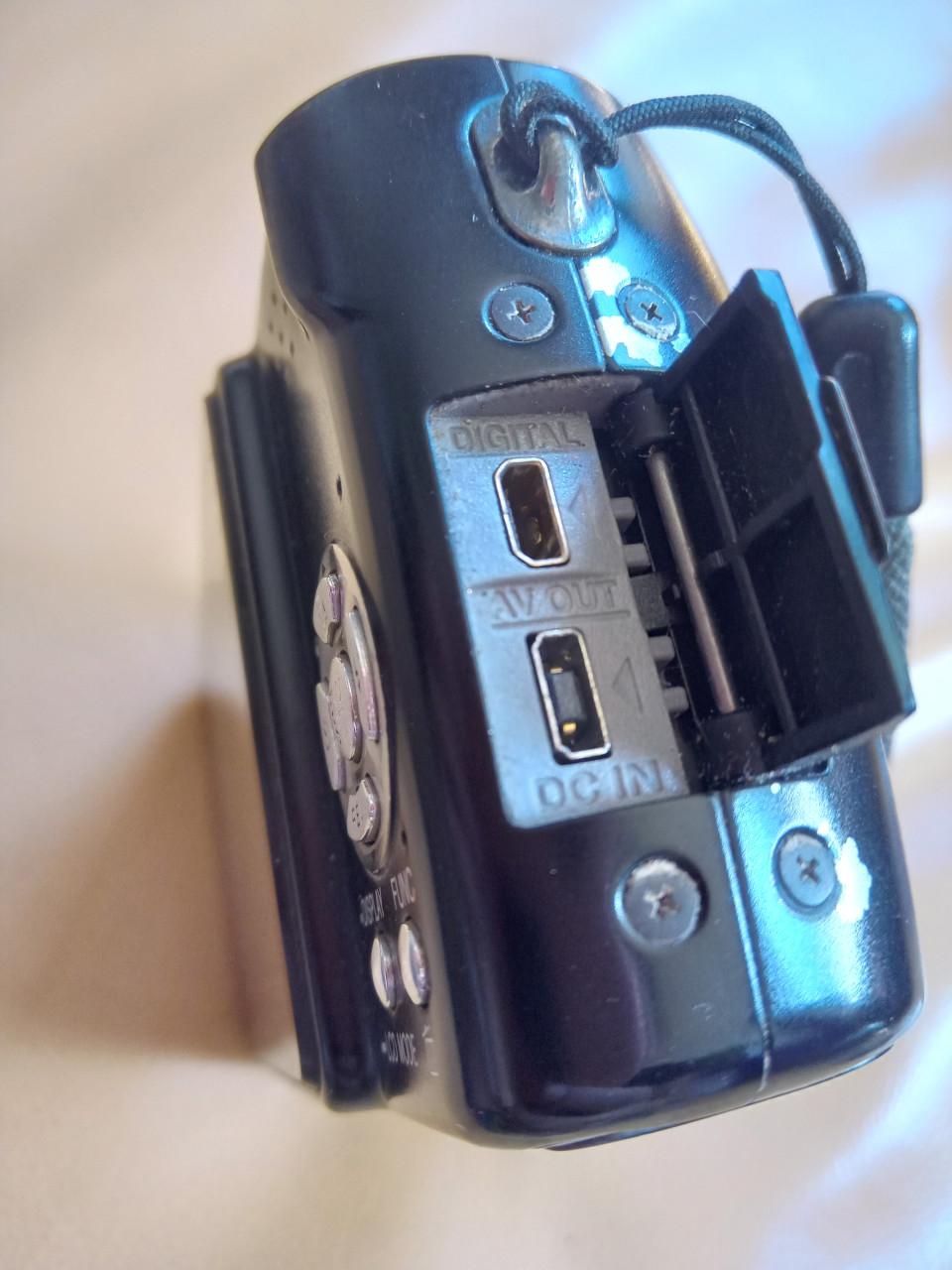 Panasonic Lumix DMC-TZ3 camera