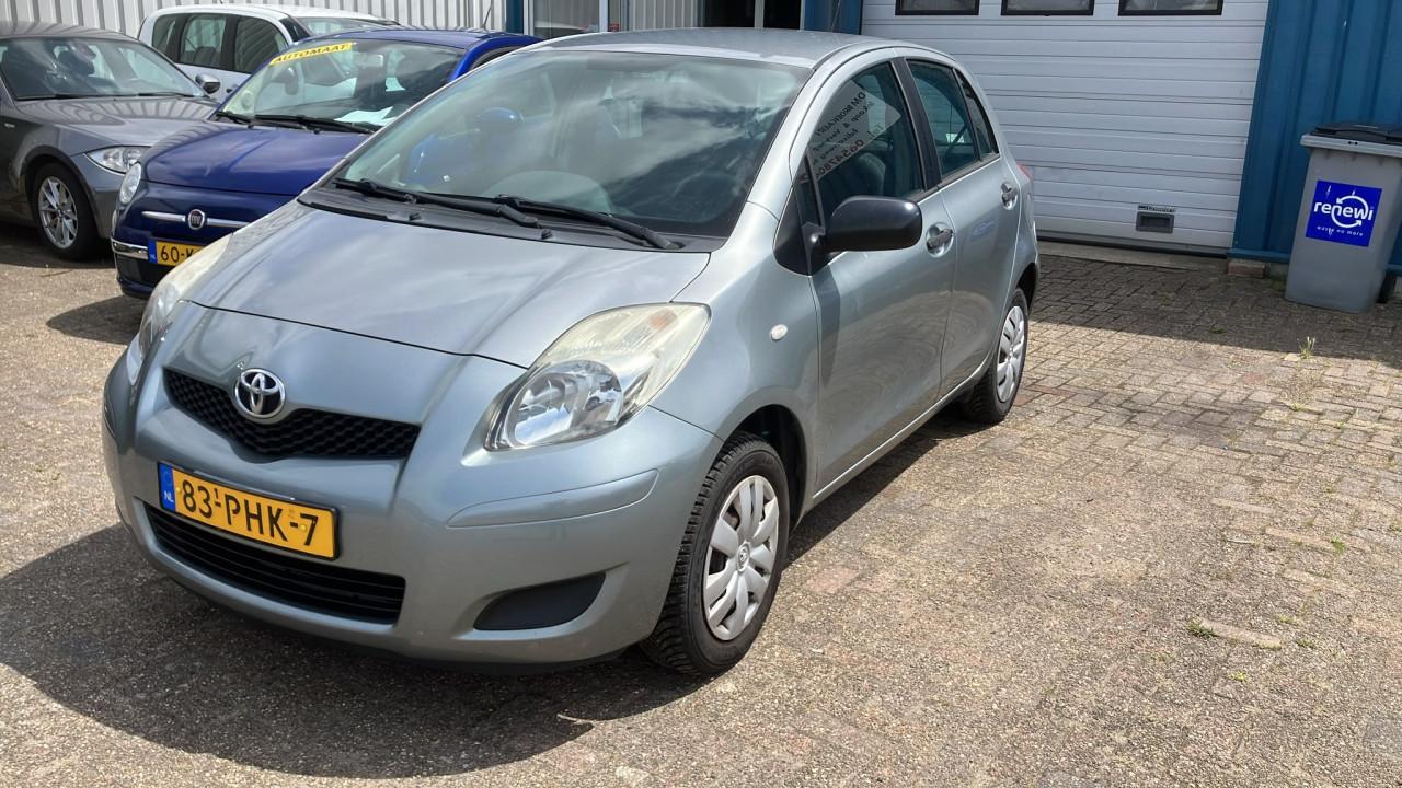 Toyota yaris 1.0 vwti acces 5 deurs airco