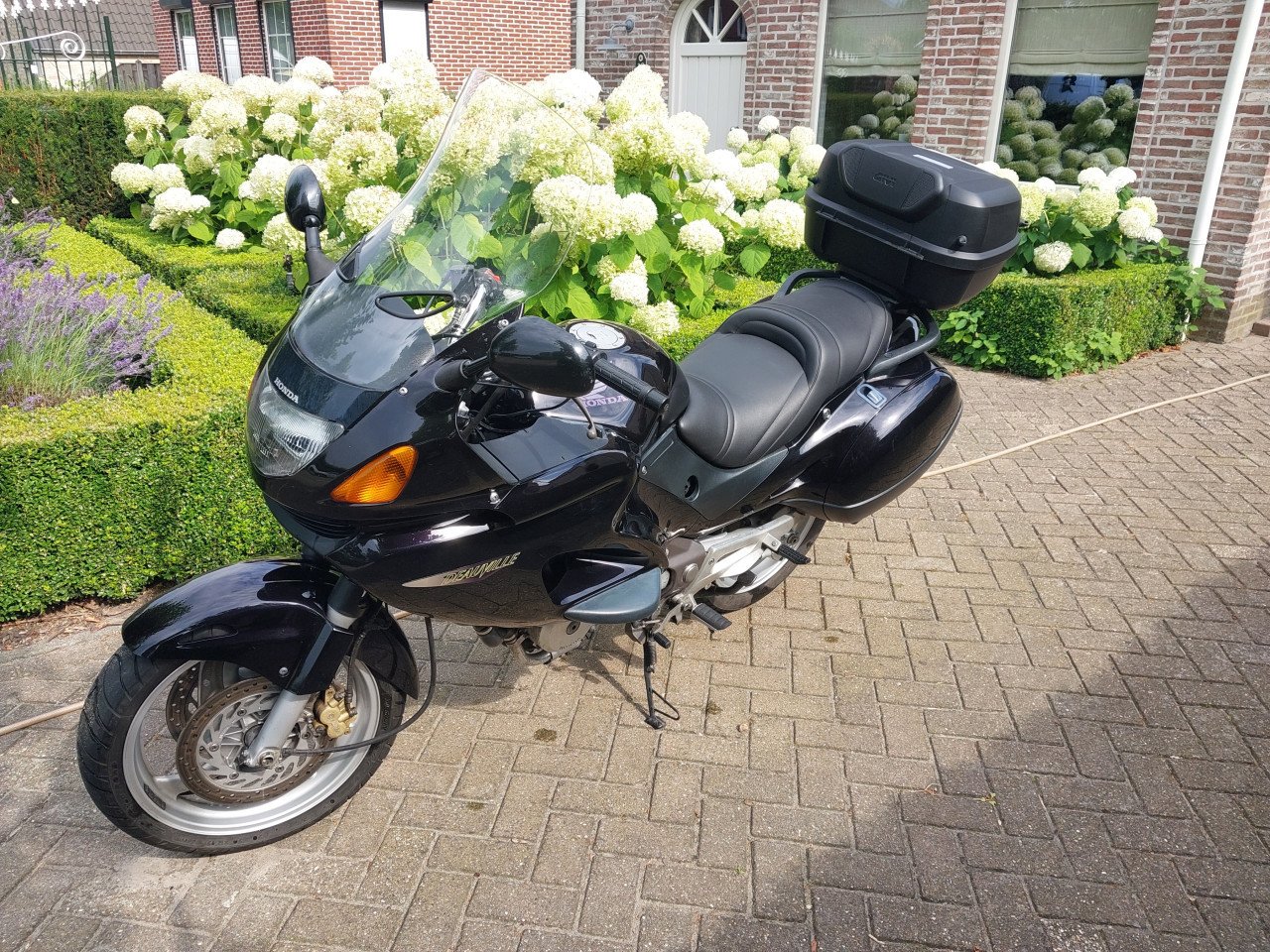Honda Deauville