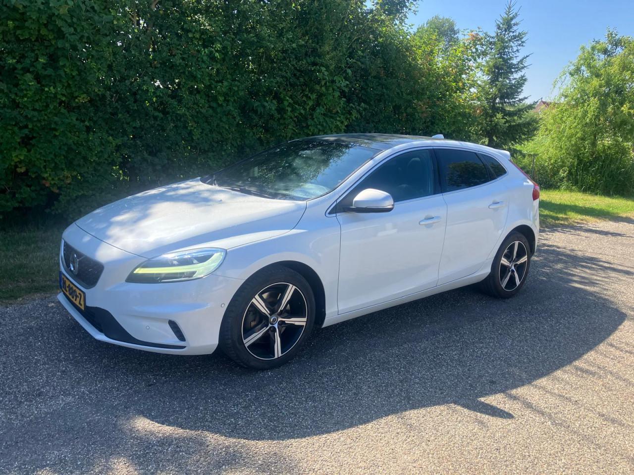 Volvo V40 2.0 T4 R-Design Automaat