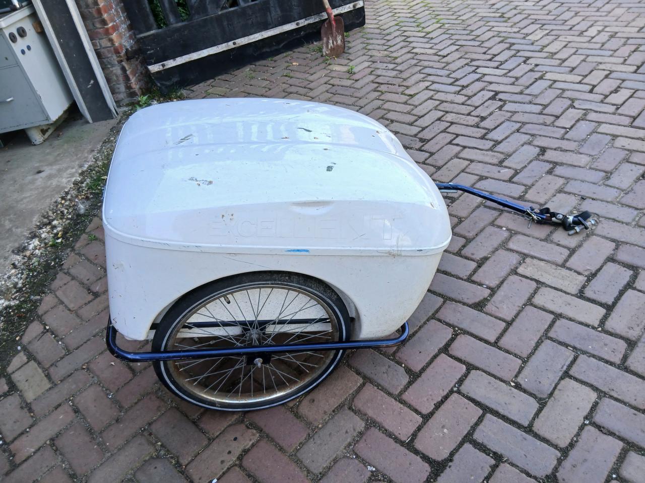 POLYESTER FIETSKAR