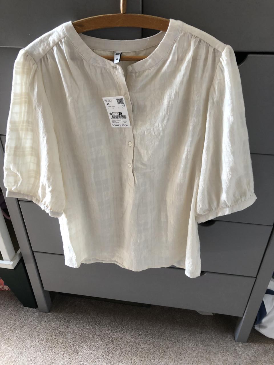 Te koop diverse truitjes.(nieuw).