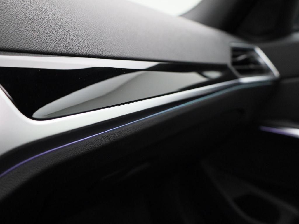 BMW 3-serie touring 320e business edition plus | automaat | lmv | navigatie