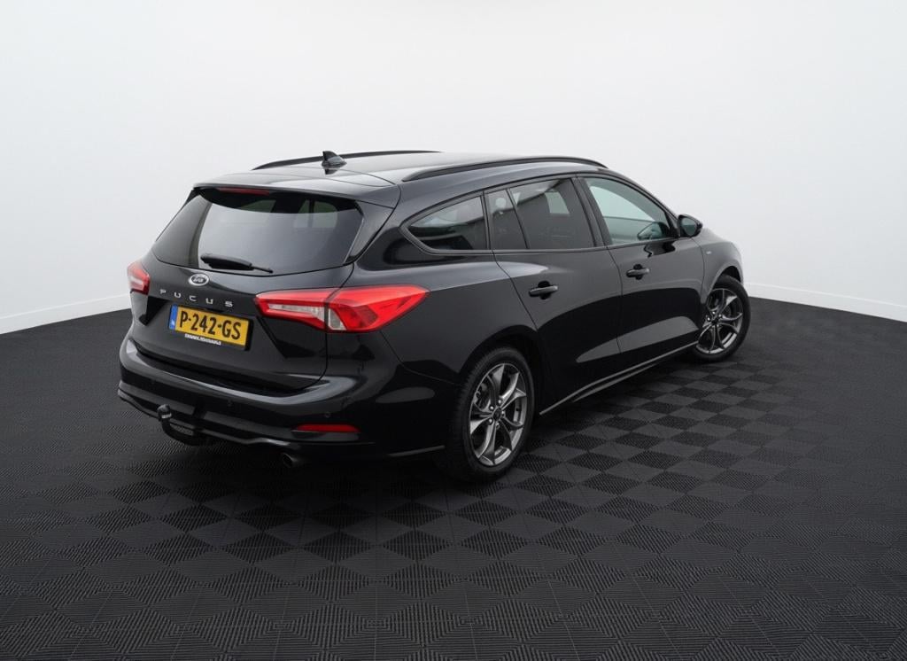 Ford Focus wagon 1.0 ecoboost st line business