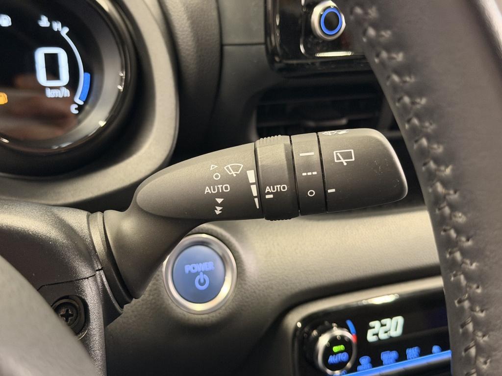 Toyota Yaris 1.5 hybride bi-tone executive| hud| stoel.verw| camera| bsm