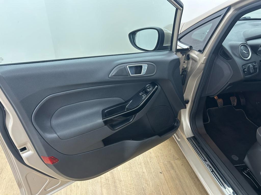 Ford Fiesta occasion 1.0 ecoboost titanium | bruin | tweedehands ford fiest
