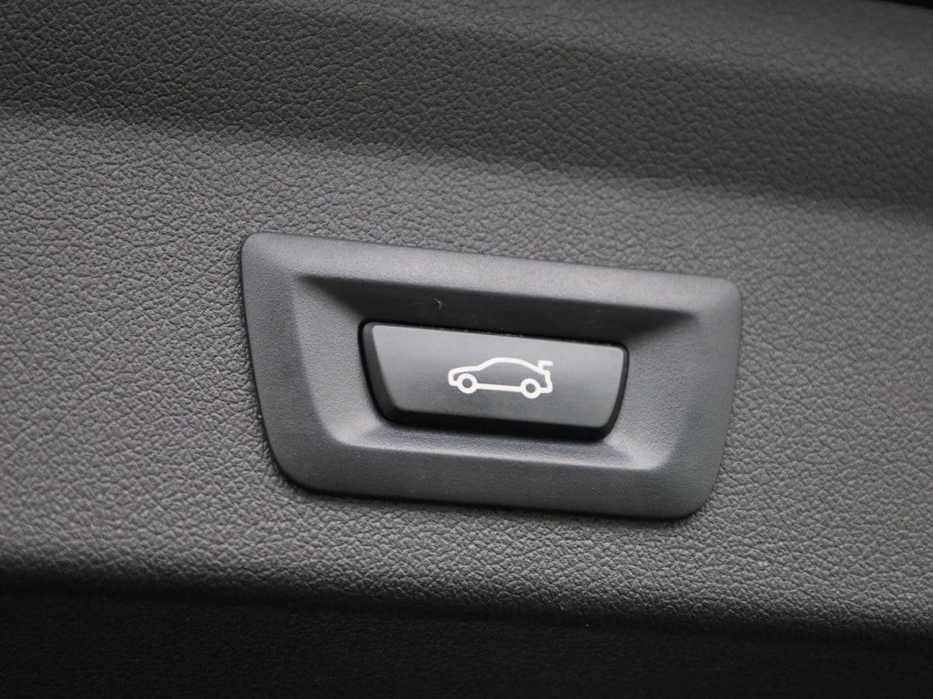 BMW 1 Serie 118i executive | automaat | schuifdak | leder | stoel verwarmin