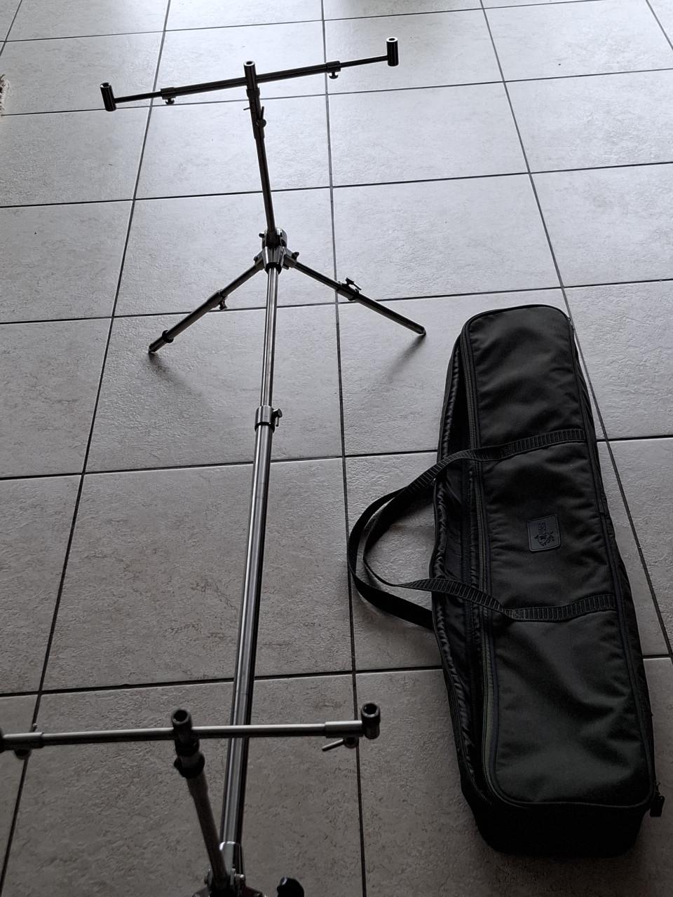 Rodpod hengelsteun Roestvrijstaal met draagtas 35,00