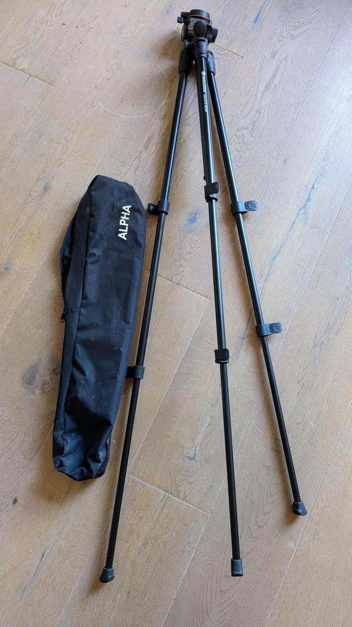 Twee statieven voor fototoestel