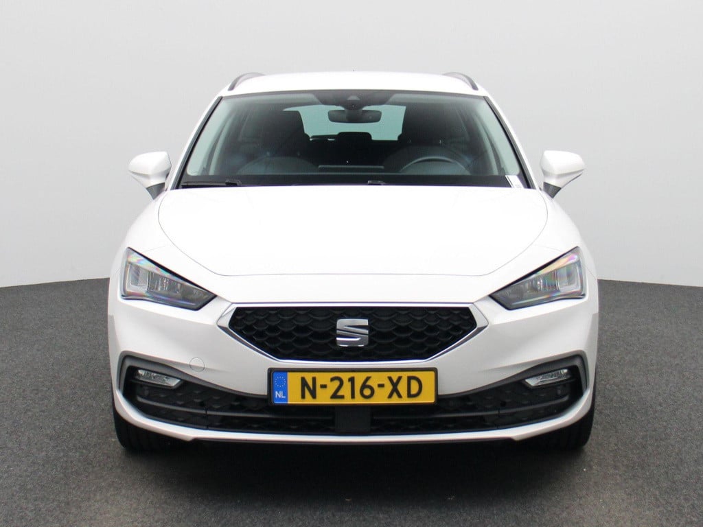 Seat Leon sportstourer 1.5 etsi style | automaat | navigatie | trekhaak! | 