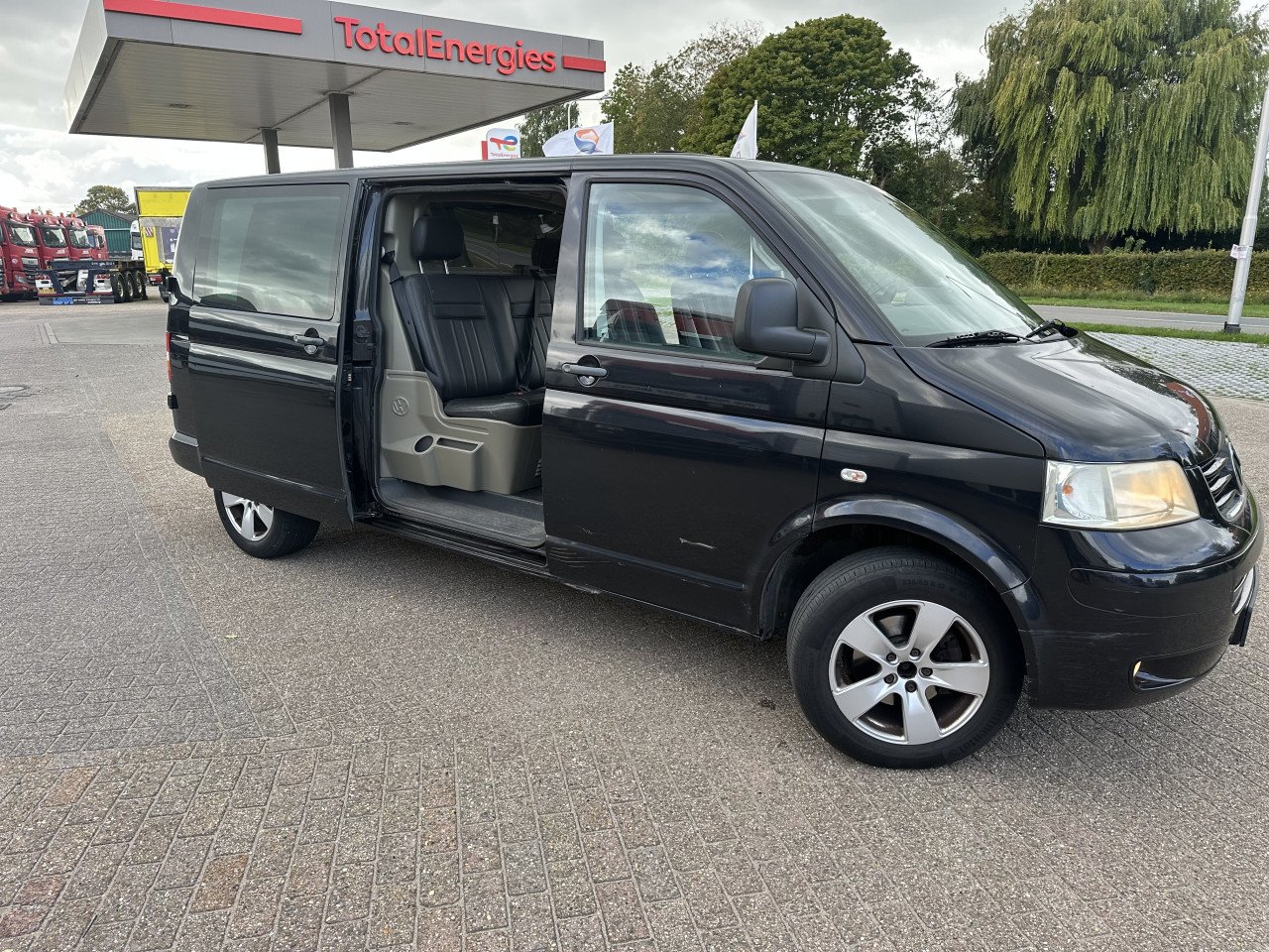 Volkswagen T5 dubbele cabine full option