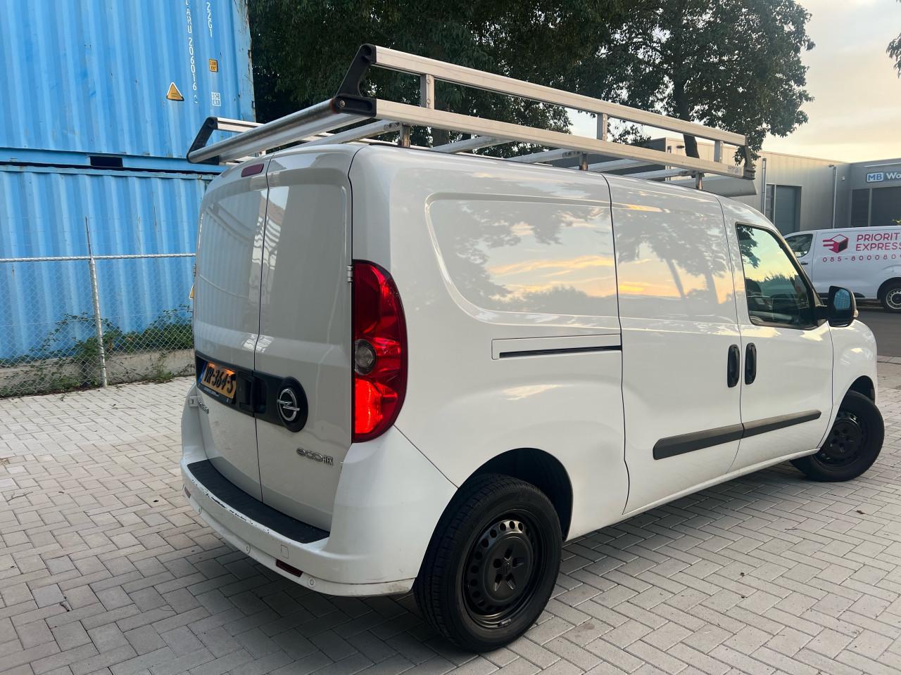 Opel Combo 1.3CDTI L2H1 158.897KM