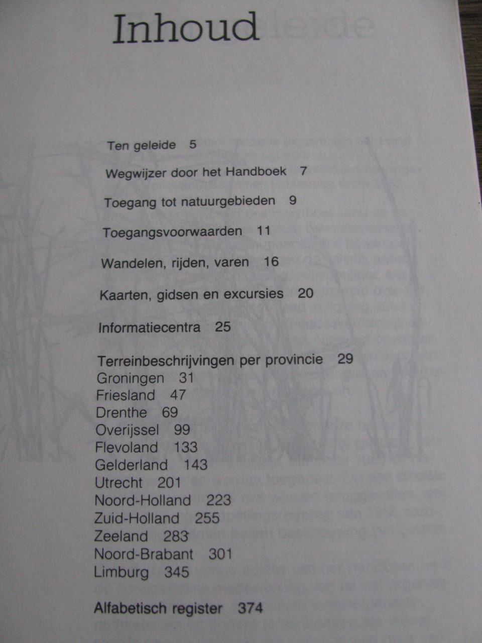 Handboek van Natuurmonumenten.